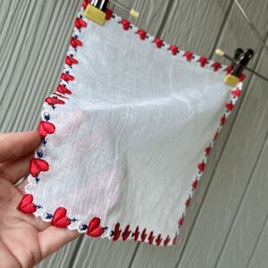 Vintage 40s or 50s White Linen Stitch Hearts Border Hankie